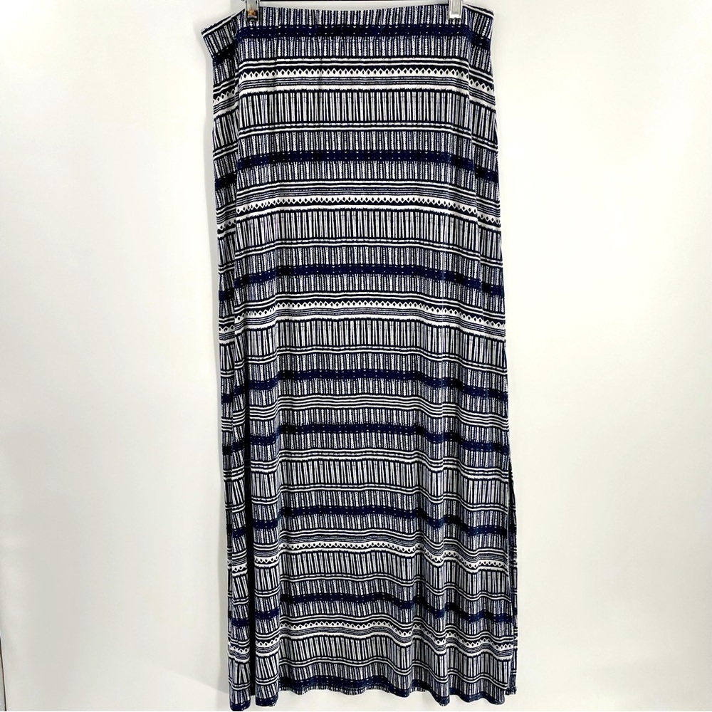 Loft Navy and White Pull On Wide Elastic Waist Tribal Print Side Slit Maxi Skirt